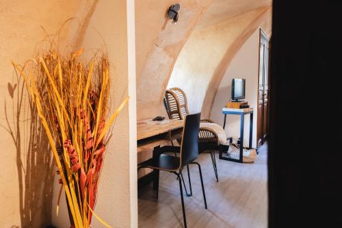 couloir-chambre-chevre-lozere