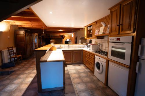 cuisine-gite-la-maison-caussenard