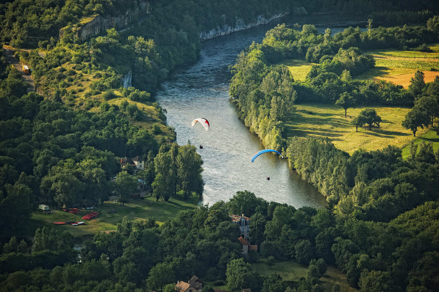 Dominique_VIET_CRTLOccitanie-voyage-en-lozere-destination-wedding-retraite-de-yoga-domaine-de-la-vialette
